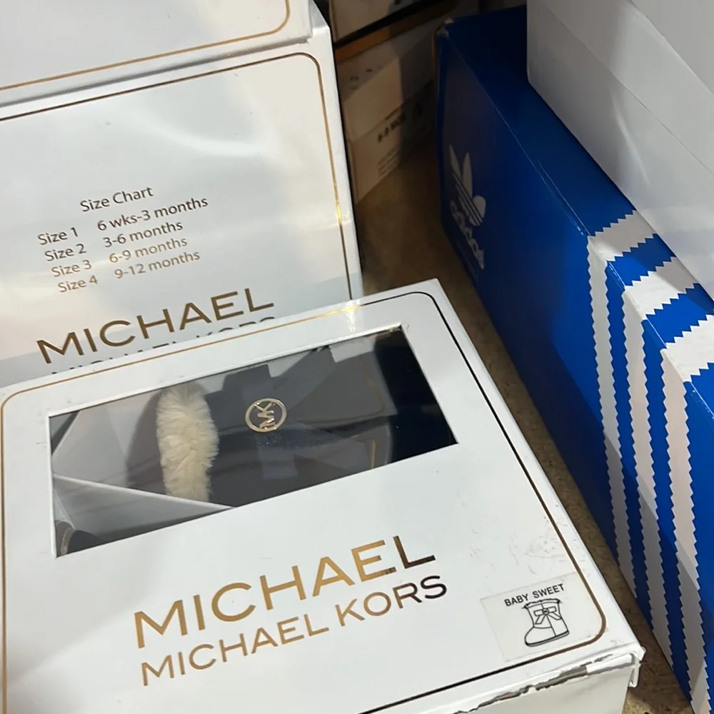 Michael Kors Baby Sweet Infant Booties Boots Shoes velour navy new Girls Size 2